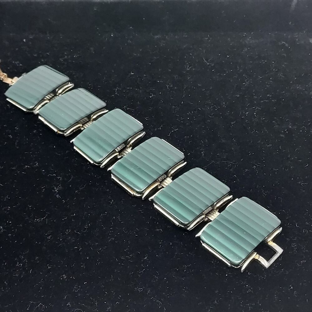Vintage Thermoset Striped Dark Green Large Rectangles Panel Bracelet Silver Tone